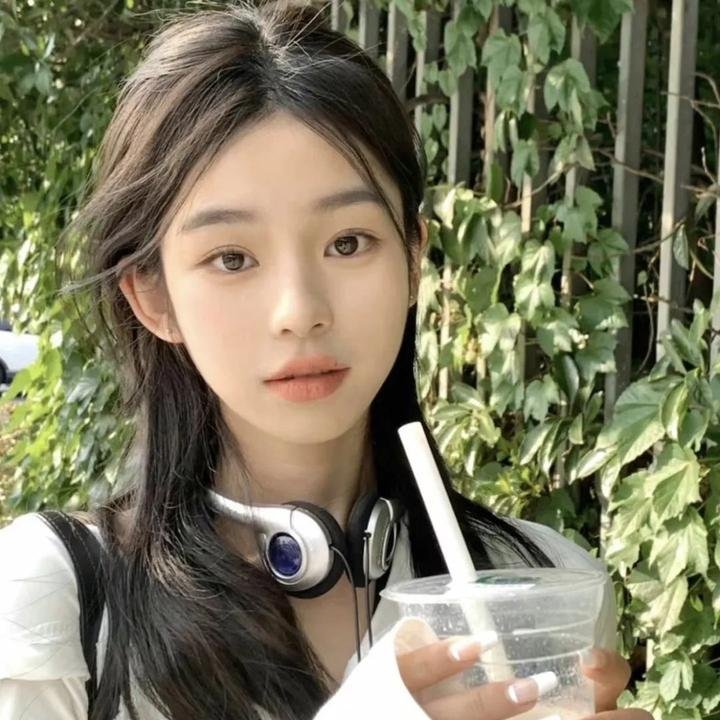 住在我隔壁的甲方